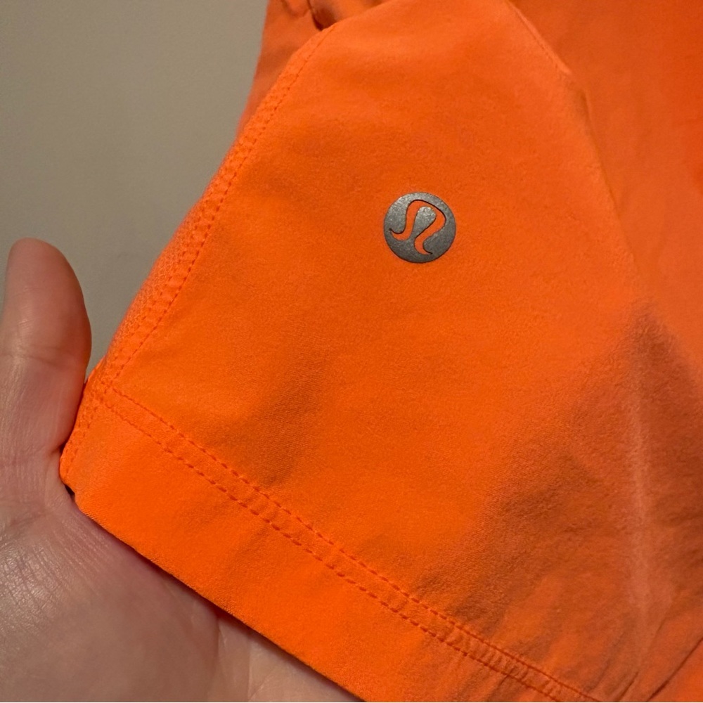 Lululemon Men’s Pace Breaker Linerless Shorts 7” Inseam in Rush Orange, Size L - Picture 10 of 10